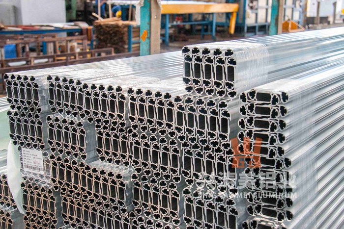 your-exclusive-manufacturer-of-aluminium-furniture-profiles_ (4).jpg