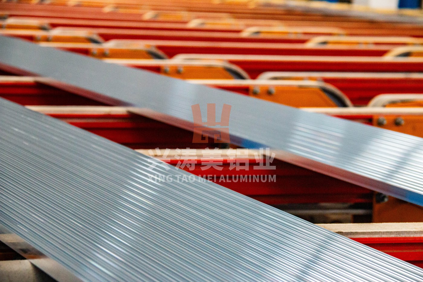 custom-aluminium-extrusion-solutions_img_ (2).jpg