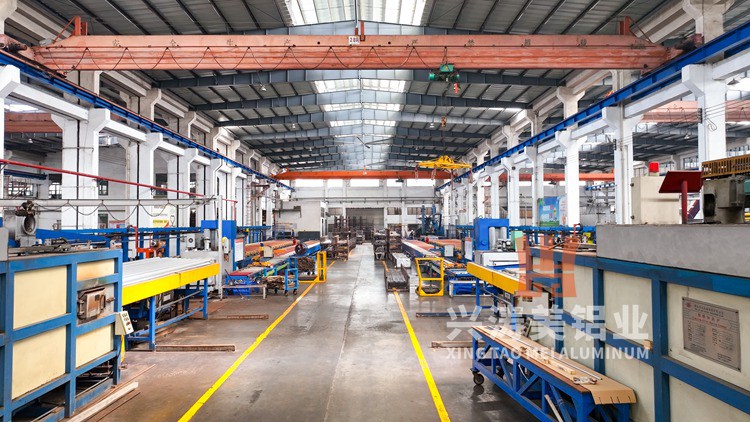 a-comprehensive-guide-to-aluminum-edge-trim_img_ (1).jpg