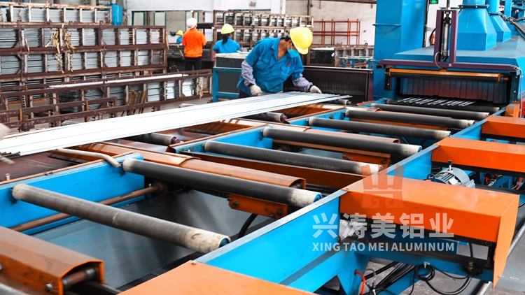 the-complete-guide-to-aluminum-corner-trim_img (5).jpg