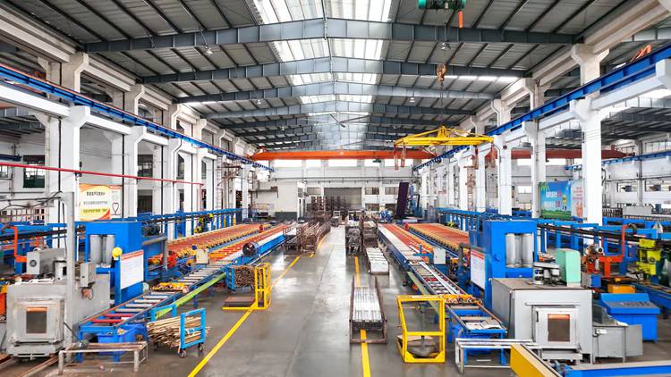 Advantages-of-Aluminum-Tile-Trim_img_ (2).jpg