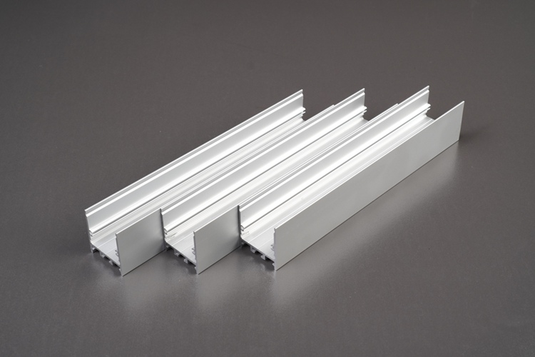 For Aluminum Trim Moulding Purchasing, Come to Xingtaomei Aluminum – A Professional Aluminium Profiles Manufacturer_img_ (2).jpg